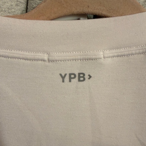 Abercrombie & Fitch YPB neoKNIT colorblock crewneck crop sweatshirt size XS tan - Picture 7 of 8